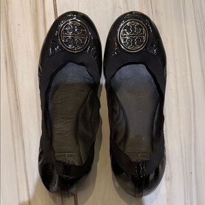 Tory Burch Shiny Black ballet flats